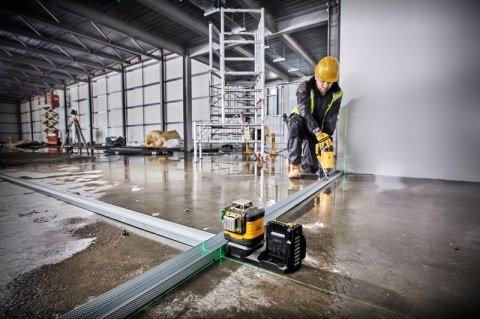 LASER LINIOWY 3-PŁASZCZYZNOWY 12/18V ZIE. WIĄZKA XR 1*2.0AH LASER LINIOWY 3-PŁASZCZYZNOWY 12/18V ZIE. WIĄZKA XR 1*2.0AH