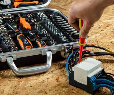 WALIZKA ELEKTRYKA 108 SZTUK WALIZKA ELEKTRYKA 108 SZTUK