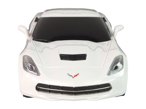 Auto Sportowe Corvette C7 1:24 Białe Auto Sportowe Corvette C7 1:24 Białe