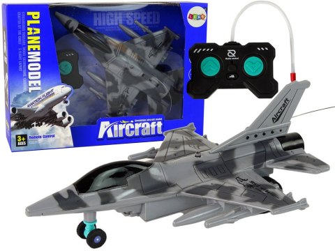 Odrzutowiec Zdalnie Sterowany Pilot Szary Odrzutowiec Zdalnie Sterowany Pilot Szary