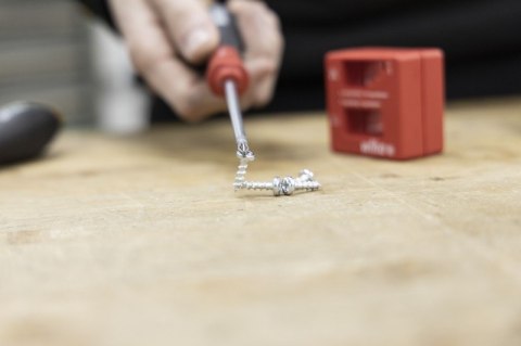 MAGNETYZER/DEMAGNETYZER MAGNETYZER/DEMAGNETYZER