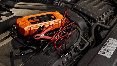 PROSTOWNIK AUTOMATYCZNY 4A/70W,3-120AH DO AGM/GEL PROSTOWNIK AUTOMATYCZNY 4A/70W,3-120AH DO AGM/GEL