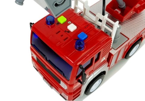 Wóz Strażacki z Naciągiem, Drabiną, Czerwony 1:20 z Dźwiękiem Wóz Strażacki z Naciągiem, Drabiną, Czerwony 1:20 z Dźwiękiem